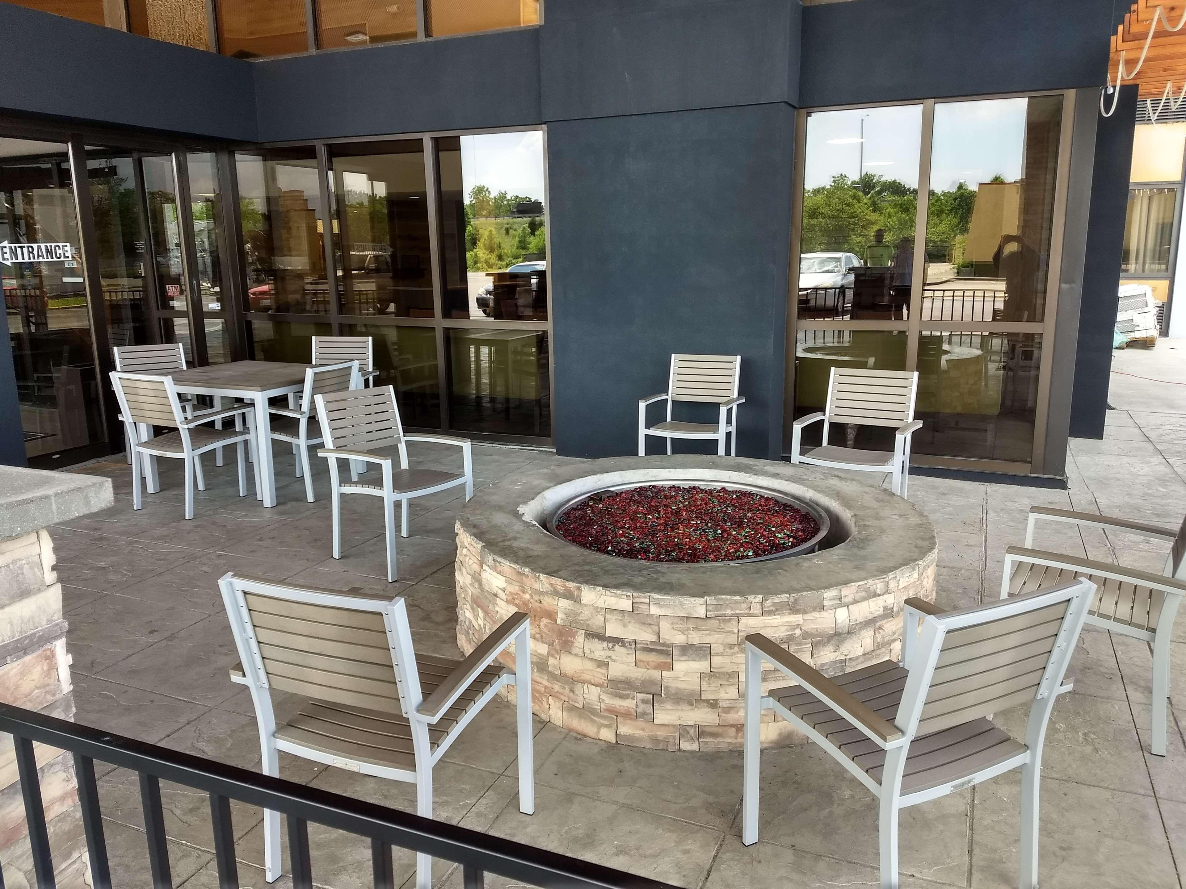 Country Inn & Suites By Radisson, Indianapolis East, In 외부 사진