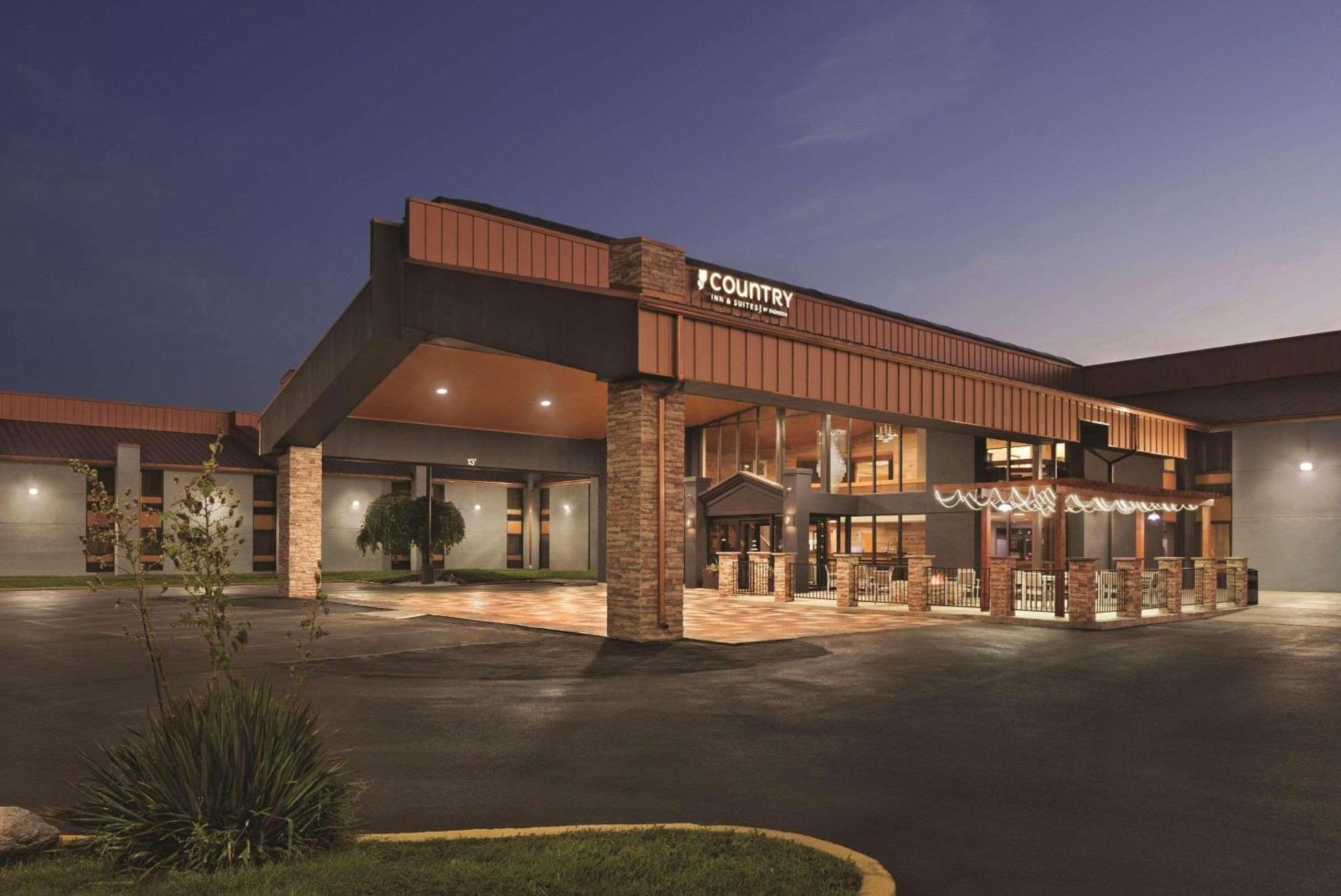 Country Inn & Suites By Radisson, Indianapolis East, In 외부 사진