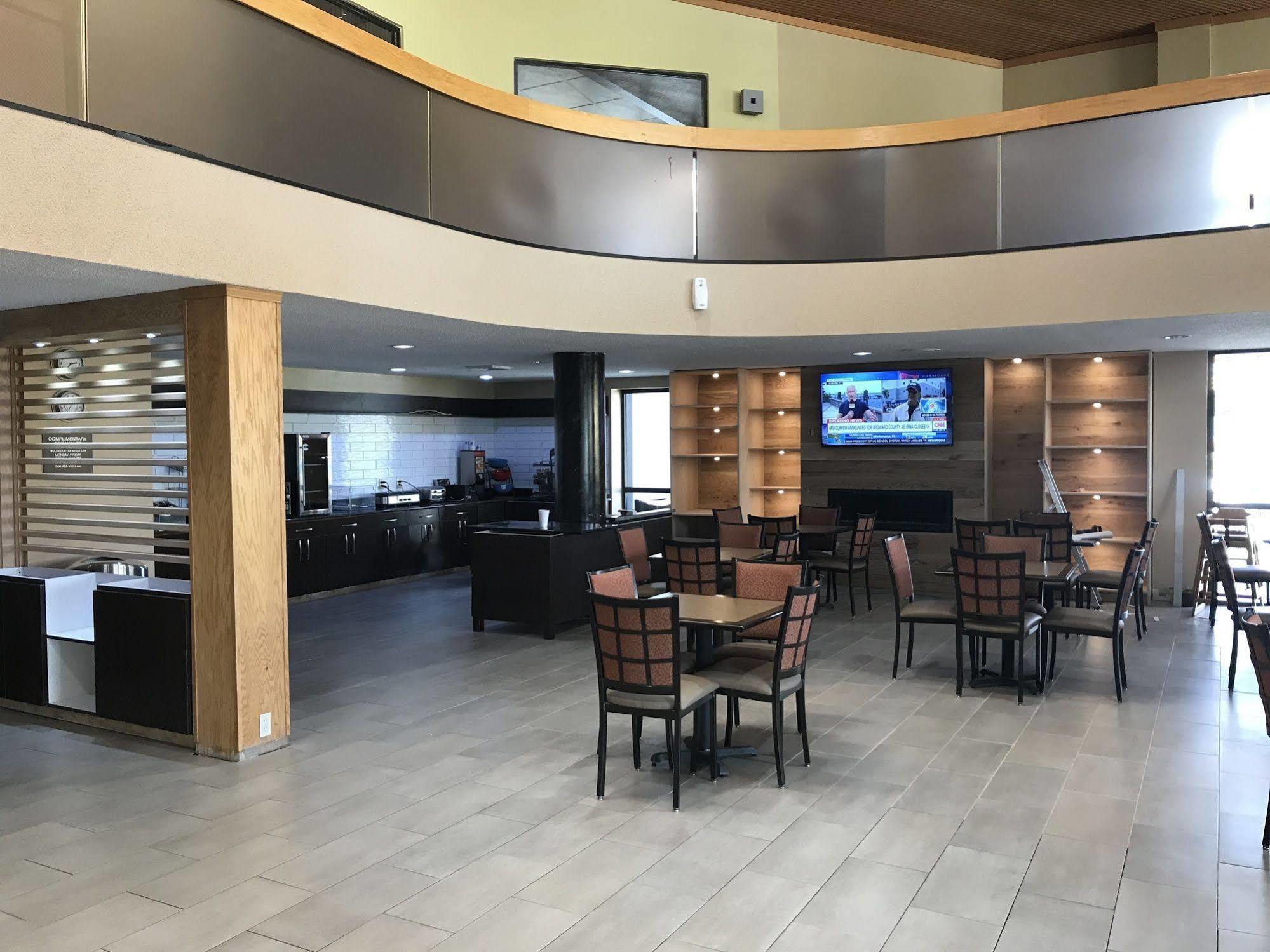 Country Inn & Suites By Radisson, Indianapolis East, In 외부 사진